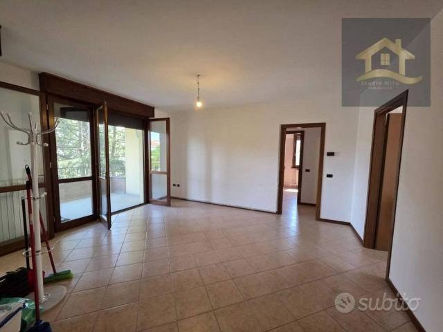 Appartamento di 85 m² con 3 locali e box auto dopp
