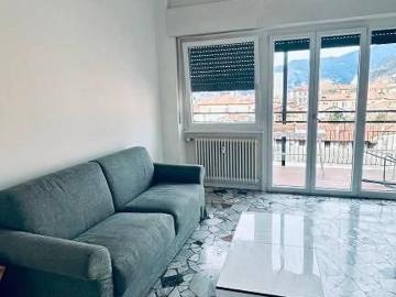 Appartamento di 90 m² con 3 locali a Como