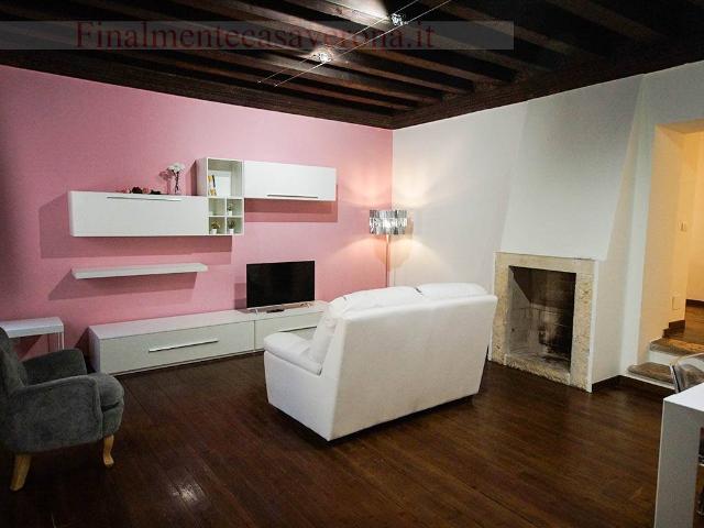 Appartamento di 95 mq a Verona