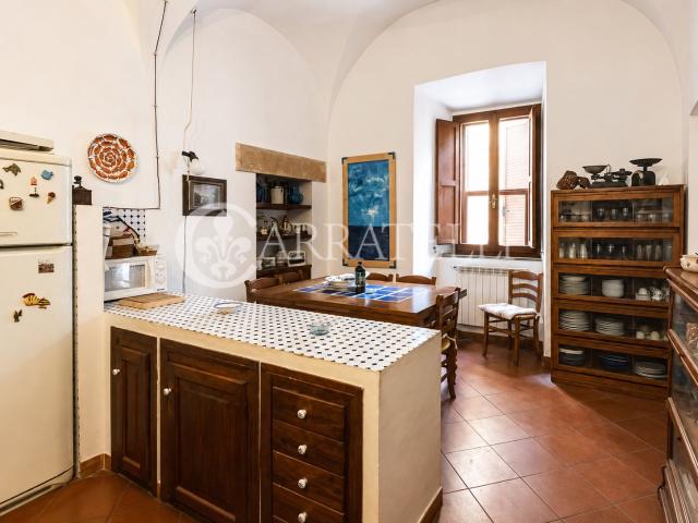 Appartamento di charme nel centro di Orbetello. 217m² Orbetello
