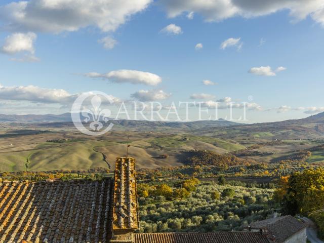 Appartamento di circa 280 mq a Castiglione d'Orcia da rifini. 280m² Castiglione d'Orcia
