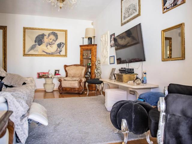 Appartamento di ampia superficie con entrata indipendente di. 140m² San Vincenzo