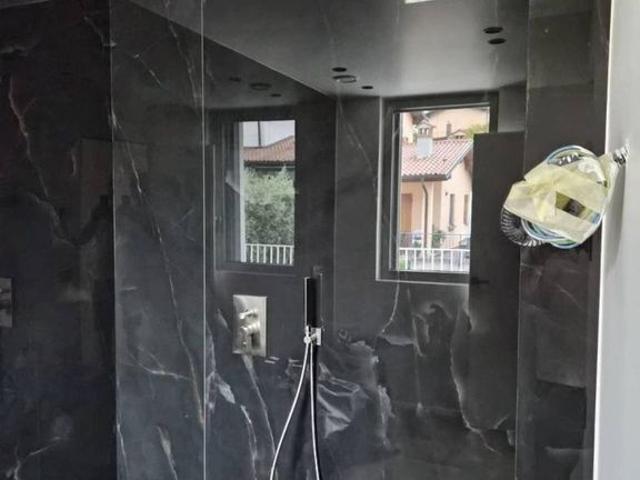 Appartamento di lusso di 100 m² in vendita Paratico, Lombardia