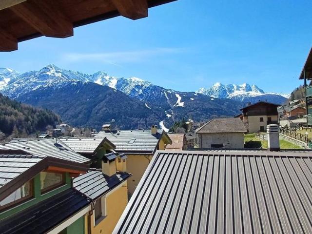 Appartamento di lusso di 117 m² in vendita Ponte di Legno, Italia