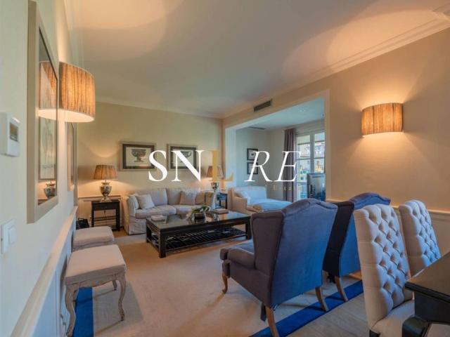 Appartamento di lusso di 139 m² in vendita Lungarno Torrigiani, Firenze, Toscana