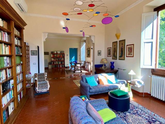 Appartamento di prestigio di 160 m² in vendita via del salviatino, Firenze, Toscana