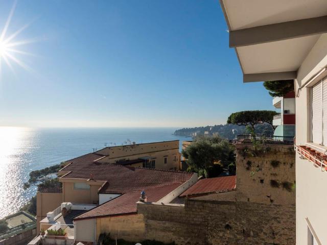 Appartamento di lusso di 214 m² in vendita Via Posillipo, Napoli, Campania