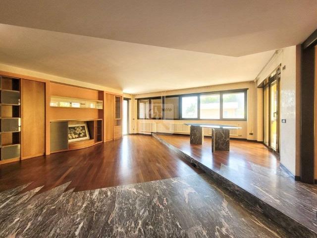 Appartamento di lusso di 247 m² Viale dei Tigli, Riva del Garda, Provincia di Trento, Trentino Alto Adige