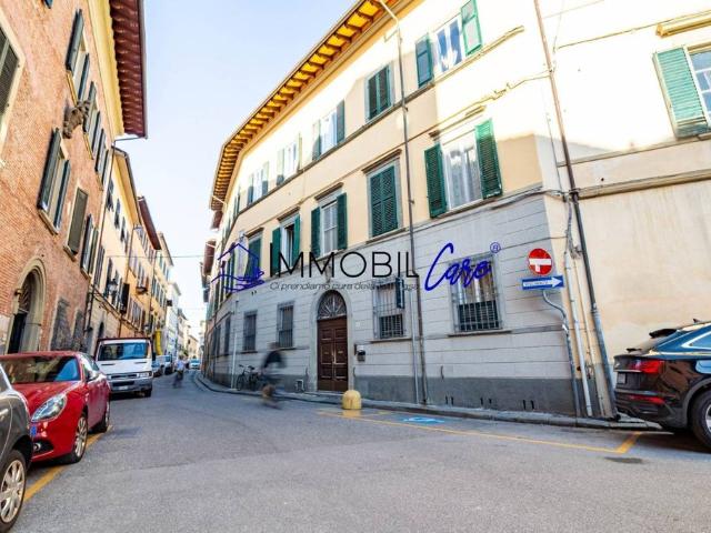 Appartamento di lusso di 243 m² in vendita Via Uguccione della Faggiola, Pisa, Toscana