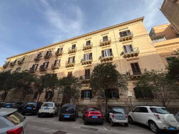 Appartamento di lusso di 280 m² in vendita Via Catania, 3, Palermo, Sicilia