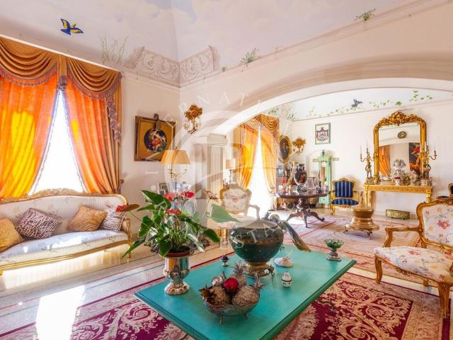 Appartamento di lusso di 300 m² in vendita Salve, Italia