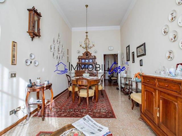 Appartamento di lusso di 318 m² in vendita Lungarno Mediceo, Pisa, Toscana
