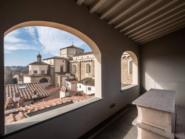 Appartamento di lusso di 570 m² in vendita Via di Santo Spirito, Firenze, Toscana
