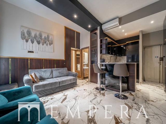 Appartamento di lusso di 70 m² in vendita Via della Vite, Roma, Lazio