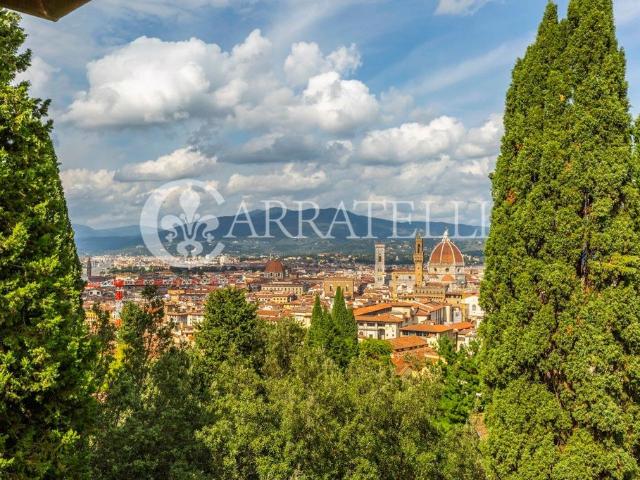 Appartamento di lusso di 85 m² in vendita Firenze, Toscana