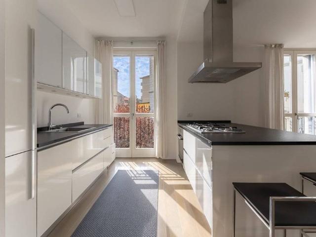 Appartamento di lusso di 86 m² in vendita Via Paolo Sarpi, 53, Milano, Lombardia