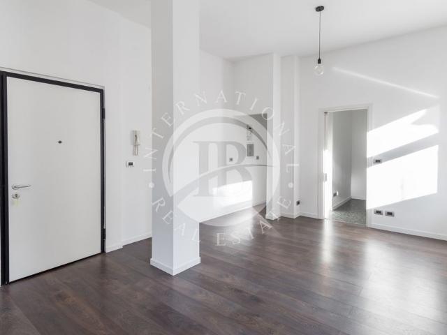 Appartamento di lusso di 87 m² in vendita Via Giulianova, Milano, Lombardia