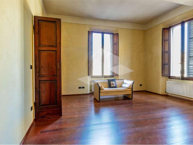 APPARTAMENTO DI LUSSO IN CENTRO STORICO