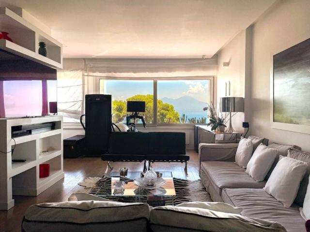 Appartamento di lusso in vendita Via Orazio, Napoli, Campania