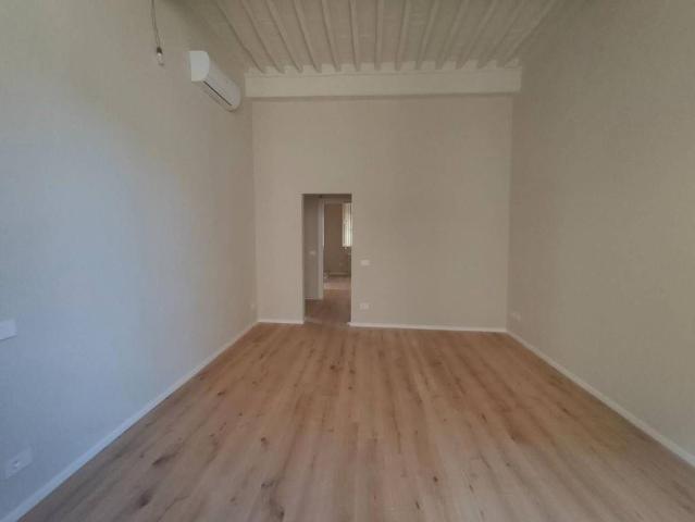 Appartamento di lusso in vendita Via Santa Giustina, Lucca, Toscana