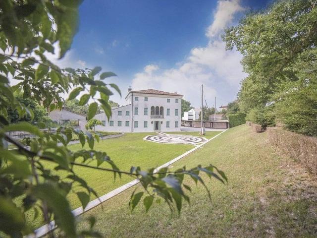 Appartamento di lusso in vendita Via Redipuglia, 2, Stra, Veneto
