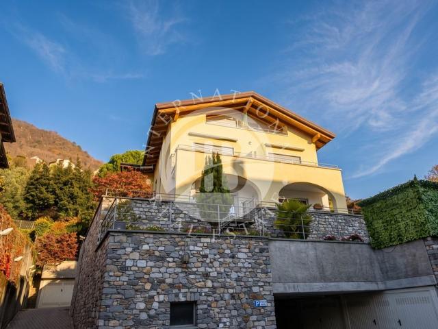 Appartamento di lusso in vendita Domaso, Lombardia