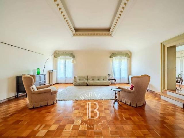 Prestigioso appartamento di 323 m² in vendita Padova, Italia