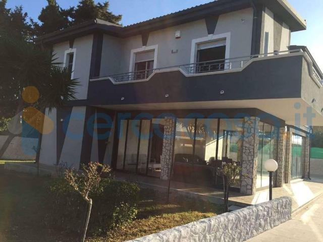 Appartamento di nuova costruzione, in affitto in Via Cassiopea, Siracusa
