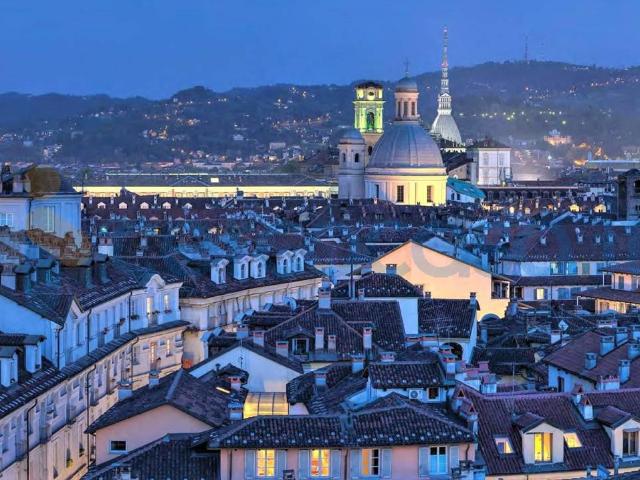 Appartamento di nuova costruzione, in affitto in Via Santa Chiara, Torino