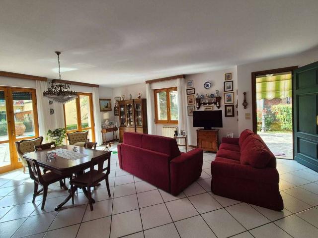 Appartamento di prestigio di 180 m² in vendita via Pian di Grassina, Bagno a Ripoli, Toscana