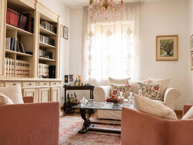 Appartamento di prestigio di 130 m² in vendita Verona, Veneto