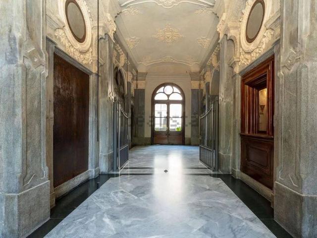Appartamento di prestigio di 250 m² in vendita Piazza Solferino, 7, Torino, Provincia di Torino, Piemonte