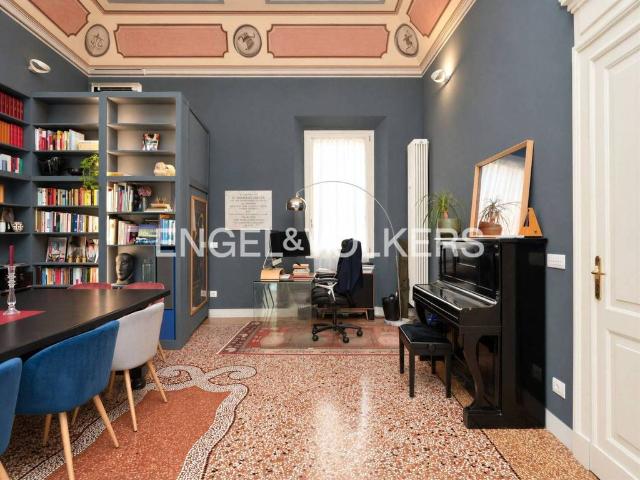 Appartamento di prestigio di 250 m² in vendita Via Irnerio, Bologna, Emilia Romagna