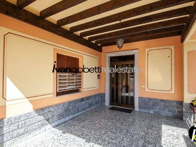 Casa di lusso di 2100 mq in vendita Stresa, Italia