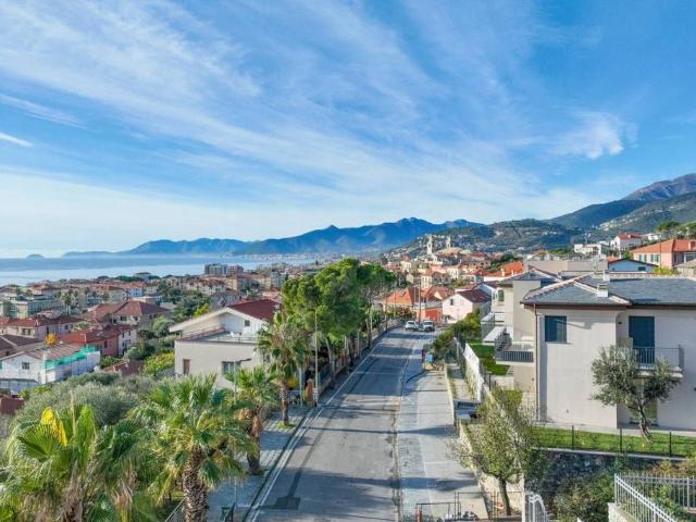 Appartamento di prestigio di 72 m² in vendita Via Trento e Trieste, Borgio, Savona, Liguria