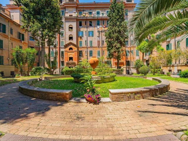Appartamento di prestigio di 85 m² in vendita Piazza di S Maria Liberatrice, Roma, Lazio