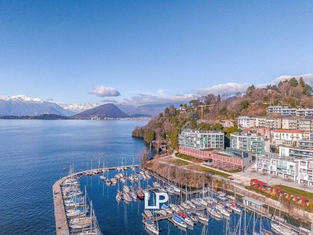Appartamento di prestigio di 91 m² in affitto Viale De Angeli, 44, Laveno Mombello, Varese, Lombardia