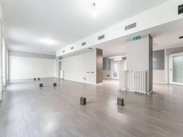 Appartamento di prestigio in vendita Corso Venezia, Milano, Lombardia