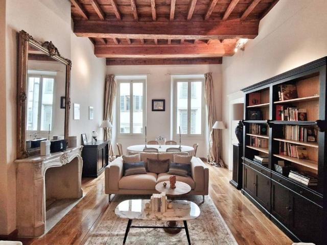 Appartamento di prestigio in vendita Lungarno Amerigo Vespucci, Firenze, Toscana