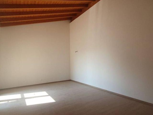 Appartamento di prestigio in vendita Strada Ca' 18, Goito, Mantova, Lombardia