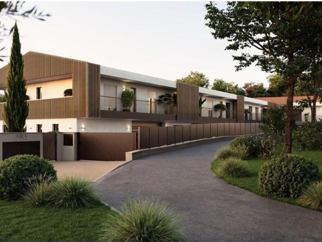 Appartamento di prestigio in vendita Polpenazze del Garda, Italia