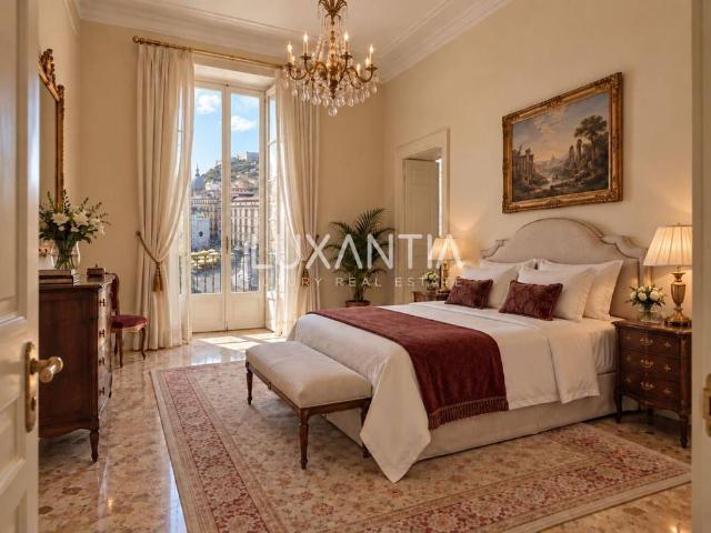 Appartamento di prestigio in vendita Piazza Dante, Napoli, Campania