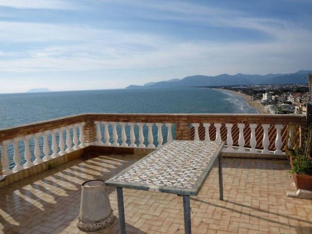 Prestigioso appartamento in vendita Via Torre Truglia, Sperlonga, Lazio