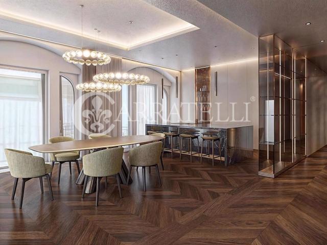 Appartamento di prestigio ristrutturato nel centro storico d. 218m² Firenze