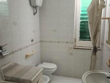 Appartamento fronte strada
