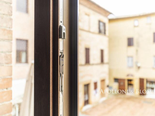 Appartamento in centro con affaccio su piazza storica Pien. 42m² Pienza