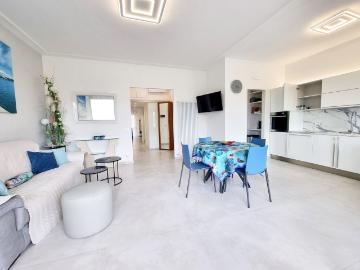 Appartamento in affitto Viareggio