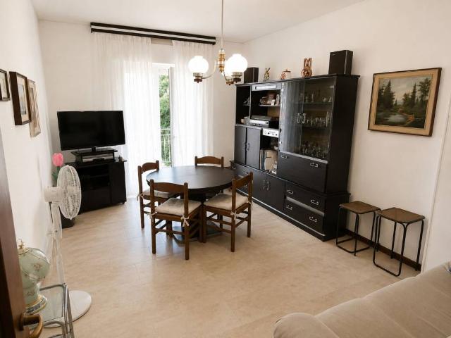 Appartamento in affitto a Muggia TS