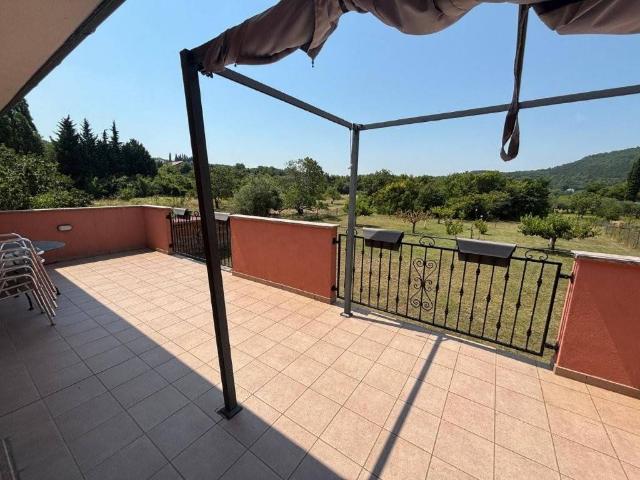 Appartamento in affitto a Muggia TS