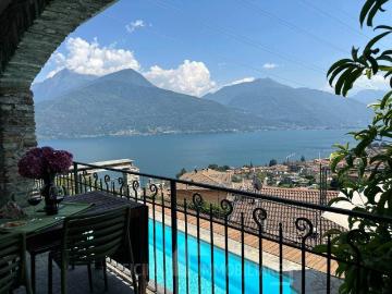 Appartamento in affitto a Musso CO